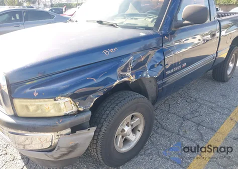 2000 Dodge Ram 1500 St из США, поврежденный, VIN 1B7HC16Y5YS551733